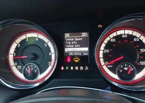 2016 Dodge Grand Caravan R/T из США, поврежденный, VIN 2C4RDGEG3GR379957